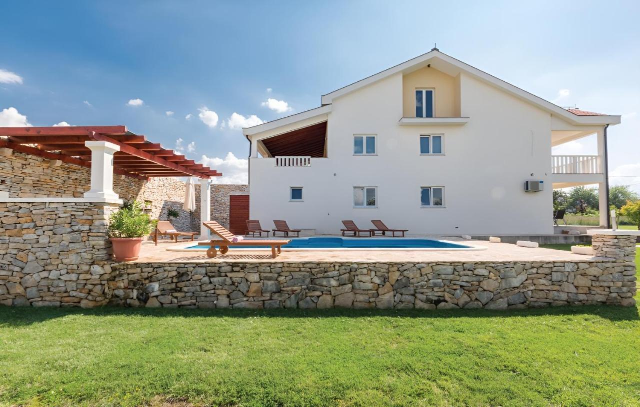 Villa Ivy With Perfect Privacy, Pool, Sauna And Jacuzzi Opanci Exterior photo
