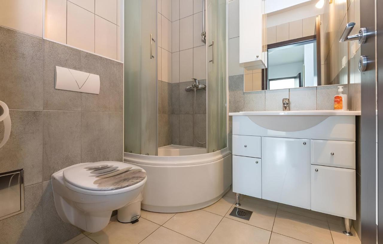 Villa Ivy With Perfect Privacy, Pool, Sauna And Jacuzzi Opanci Exterior photo
