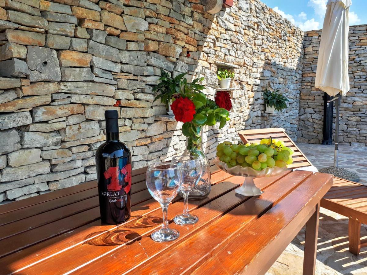 Villa Ivy With Perfect Privacy, Pool, Sauna And Jacuzzi Opanci Exterior photo