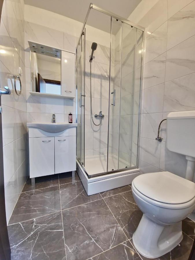 Villa Ivy With Perfect Privacy, Pool, Sauna And Jacuzzi Opanci Exterior photo